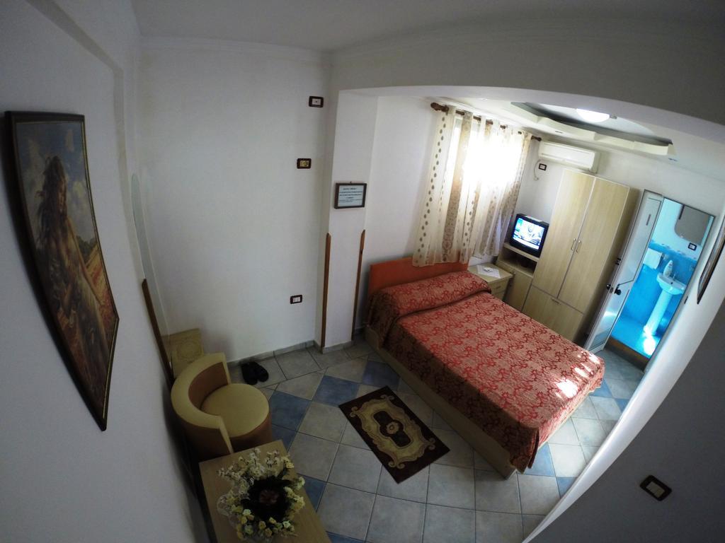 Hotel Ideal Shkodër Kamer foto